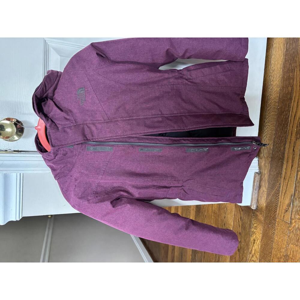 The North Face Girl's Purple Insulated Hooded Winter Jacket Size L (14/16)